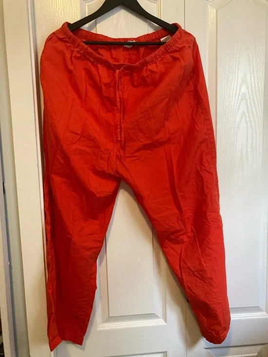 Banana Republic bright red cotton drawstring pants - Picture 1 of 3